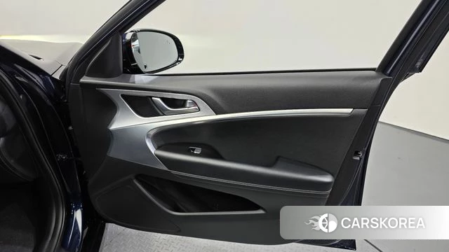 Genesis G70 id 4536856 из Кореи 17