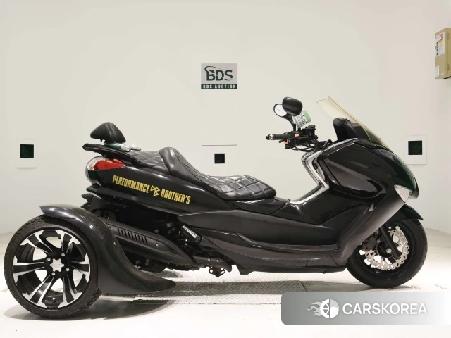 Проданный Yamaha MAJESTY 250 TRIKE 2010 из Японии, фото 2