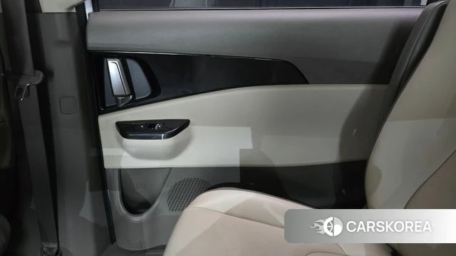 Kia Carnival 4th generation id 4355895 из Кореи 17