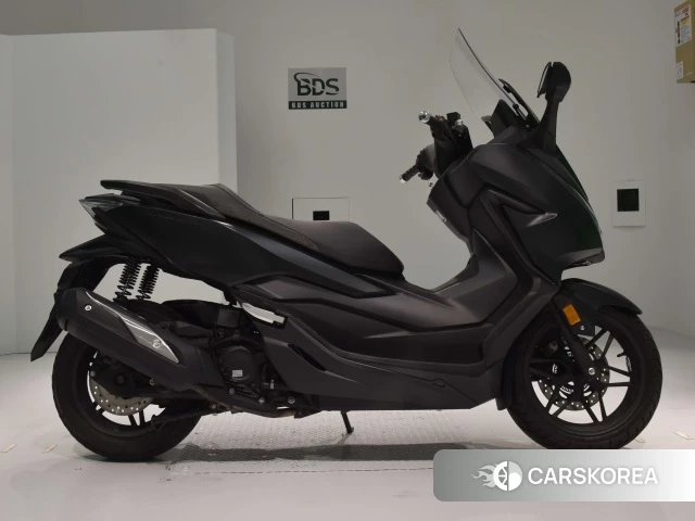 Проданный Honda FORZA 2018 из Японии, фото 2