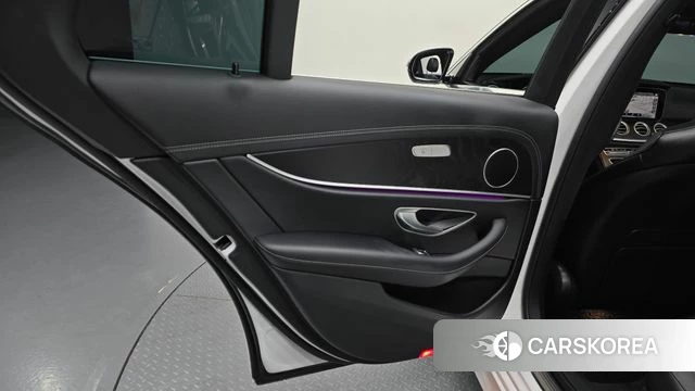 Mercedes-Benz E-Class W213 id 4579389 из Кореи 17