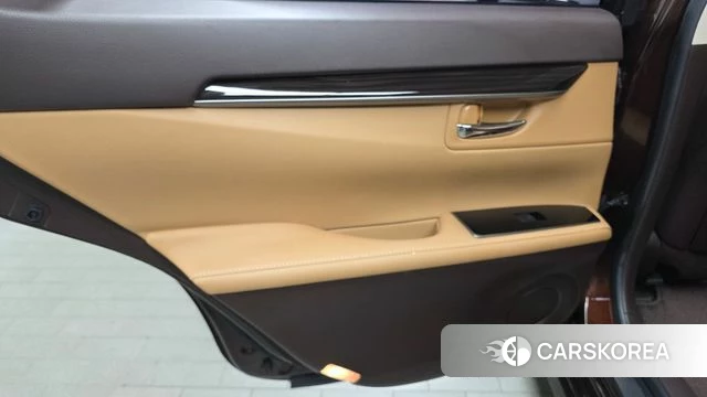 Lexus New ES300h id 4251292 из Кореи 17