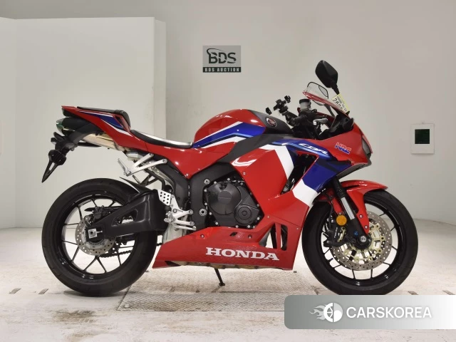 Проданный Honda CBR600RR 2021 из Японии