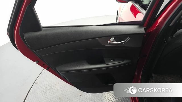 Kia Come New K3 id 4765357 из Кореи 17