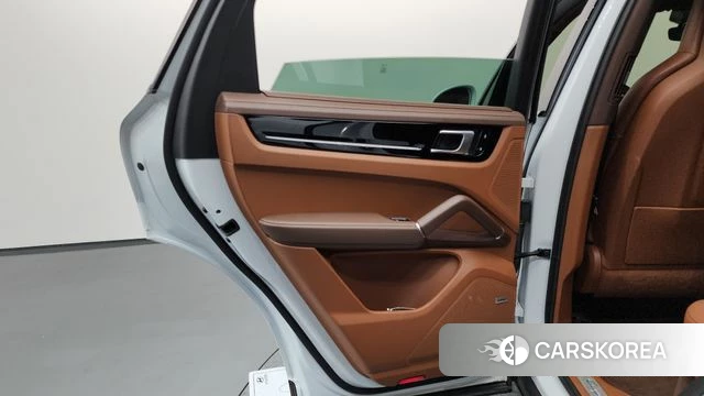 Porsche Cayenne (PO536) id 4344936 из Кореи 17