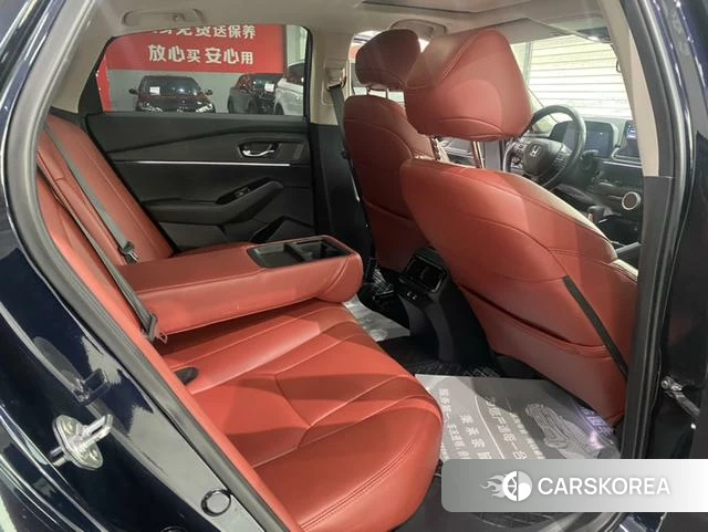 Honda Accord id 4335214 из Китая 17