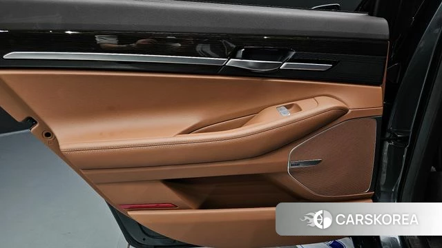 Genesis G90 id 4530638 из Кореи 17