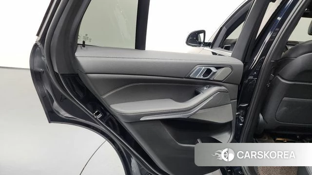 BMW X5 (G05) id 4338765 из Кореи 17