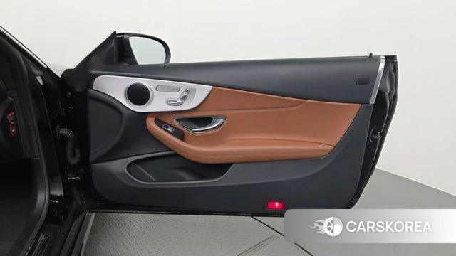 Mercedes-Benz C-Class W205 id 4225036 из Кореи 17