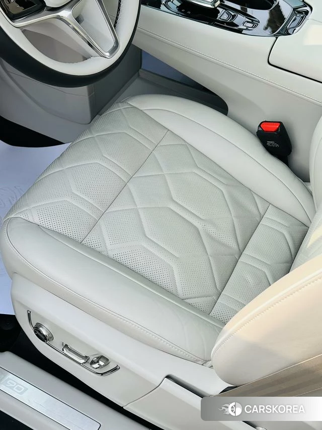 Volvo EM90 id 3968651 из Китая 17