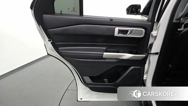 Ford Explorer 6th Generation id 4864260 из Кореи 17