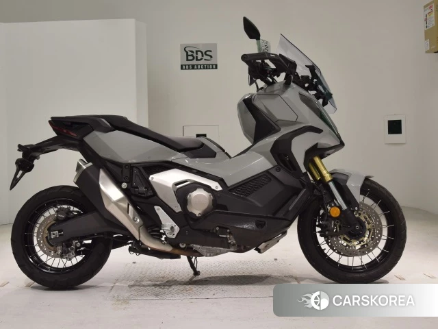 Проданный Honda X-ADV 750 2023 из Японии, фото 2
