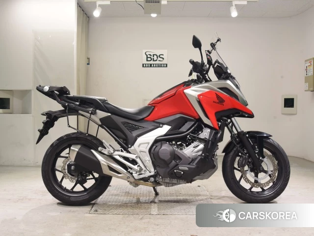 Проданный Honda NC750X DCT 2021 из Японии