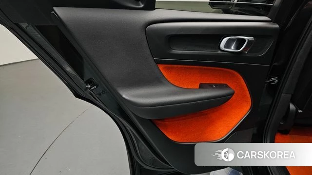 Volvo XC40 id 4620030 из Кореи 17