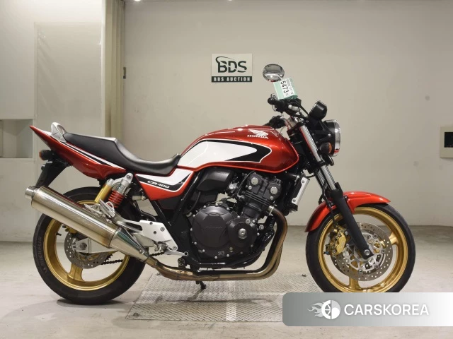 Проданный Honda CB400SF 2013 из Японии