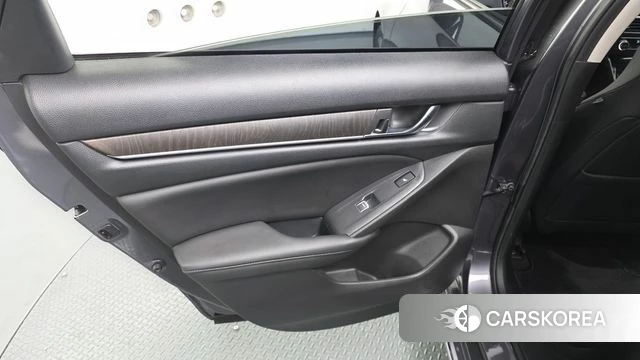 Honda Accord 10th Generation id 4356701 из Кореи 17