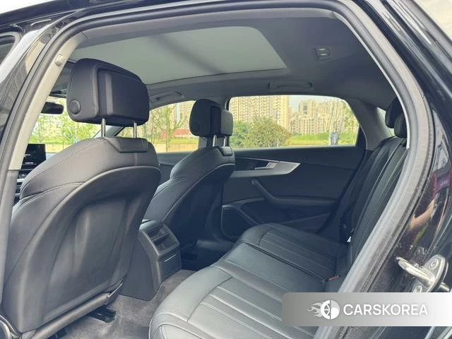 Audi A4L id 4313859 из Китая 17