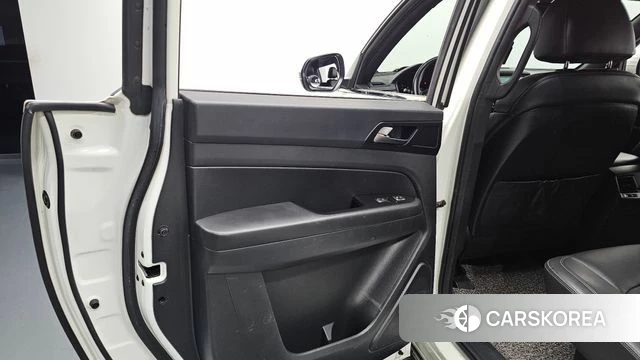 Ssangyong Rexton Sports id 4794524 из Кореи 17