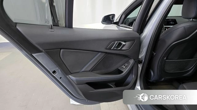 BMW 1 Series (F40) id 4194849 из Кореи 17