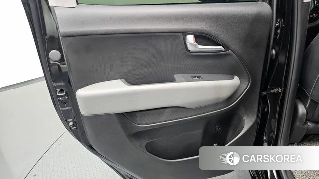 Kia The New Kia Ray EV id 4749206 из Кореи 17