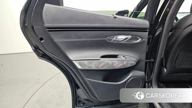 Genesis GV70 id 4422200 из Кореи 17