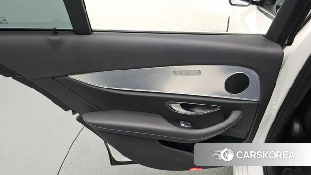 Mercedes-Benz E-Class W213 id 4294416 из Кореи 17