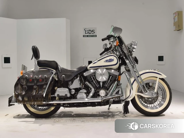 Проданный Harley-Davidson Heritage Springer FLSTS1340 2018 из Японии, фото 2
