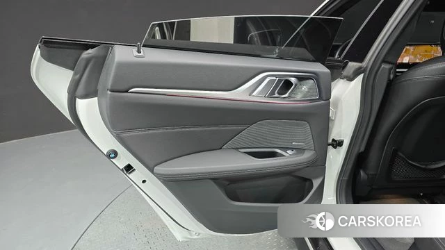 BMW i4 id 4223625 из Кореи 17