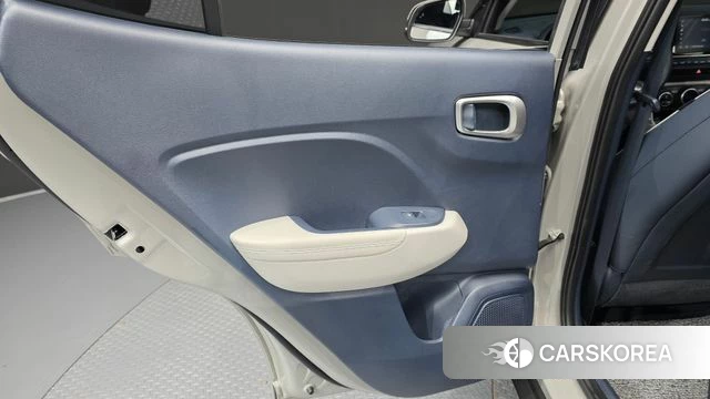 Hyundai Venue id 4344706 из Кореи 17
