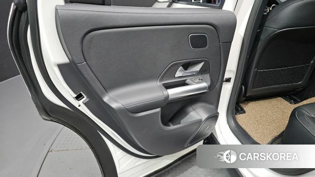 Mercedes-Benz EQA H243 id 4744691 из Кореи 17