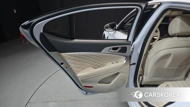 Genesis G70 id 4188488 из Кореи 17