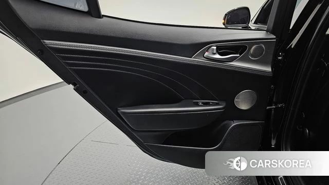 Kia Stinger Meister id 4561913 из Кореи 17