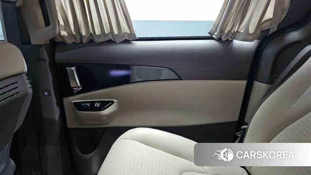 Kia Carnival 4th generation id 4428046 из Кореи 17
