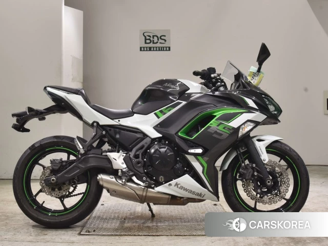 Проданный Kawasaki NINJA 650 ABS 2022 из Японии, фото 2