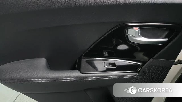Kia The New Niro id 4324551 из Кореи 17