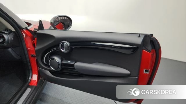 Mini Cooper S id 4246233 из Кореи 17