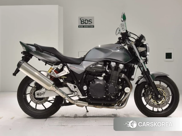 Проданный Honda CB1300SF 2015 из Японии