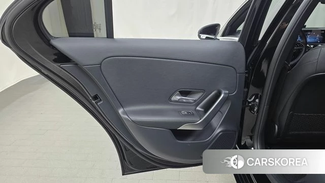 Mercedes-Benz A-Class W177 id 4462744 из Кореи 17
