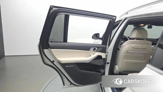 BMW X7 (G07) id 4725411 из Кореи 17