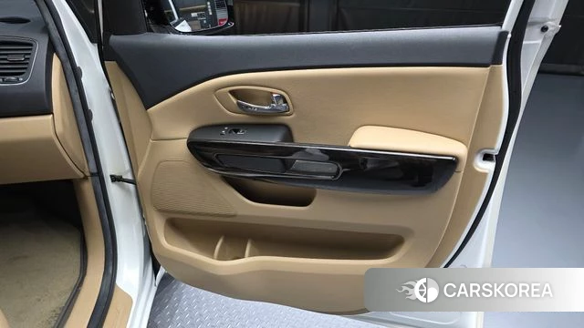 Kia The New Carnival id 4865568 из Кореи 17