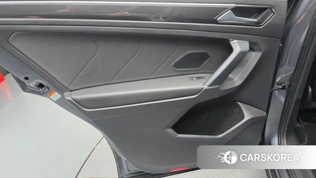 Volkswagen Tiguan Allspace id 4698857 из Кореи 17