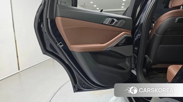 BMW X6 (G06) id 4879422 из Кореи 17