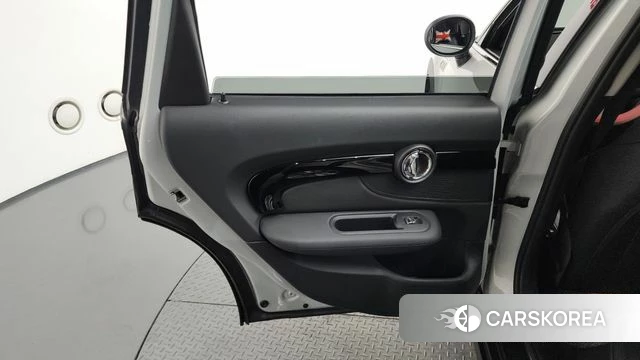 Mini Cooper Clubman id 4609060 из Кореи 17
