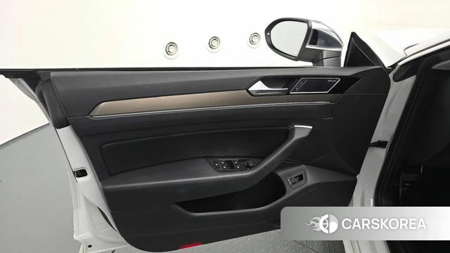 Volkswagen Arteon id 4764601 из Кореи 17
