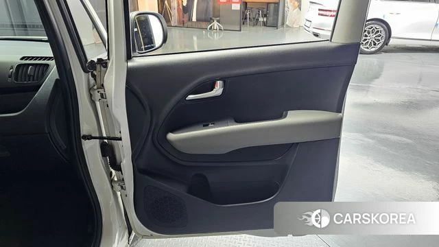 Kia The New Kia Ray id 4414885 из Кореи 17