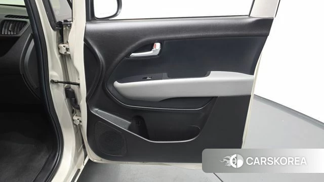 Kia The New Kia Ray id 4572063 из Кореи 17