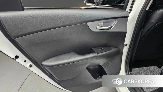 Kia The New K3 2nd generation id 4936650 из Кореи 17