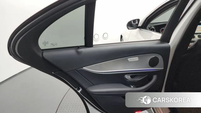 Mercedes-Benz E-Class W213 id 4581772 из Кореи 17