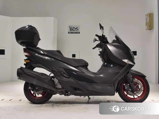 Проданный Suzuki BURGMAN 400 2017 из Японии