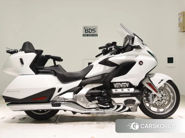 Проданный Honda GL1800 TOUR 2018 из Японии, фото 2